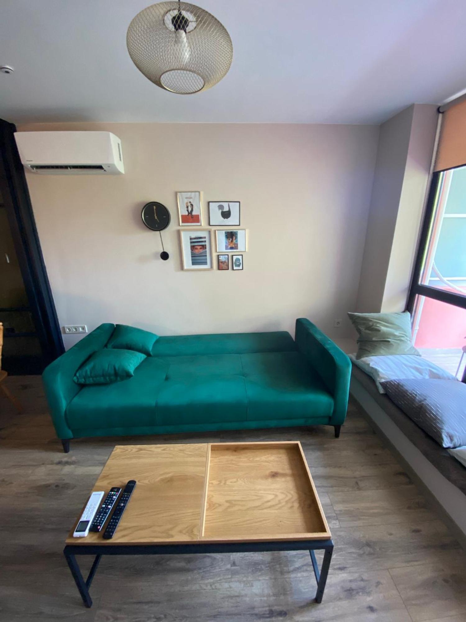 Lovely 1 Bedroom Apartment In The Heart Of Varna Buitenkant foto
